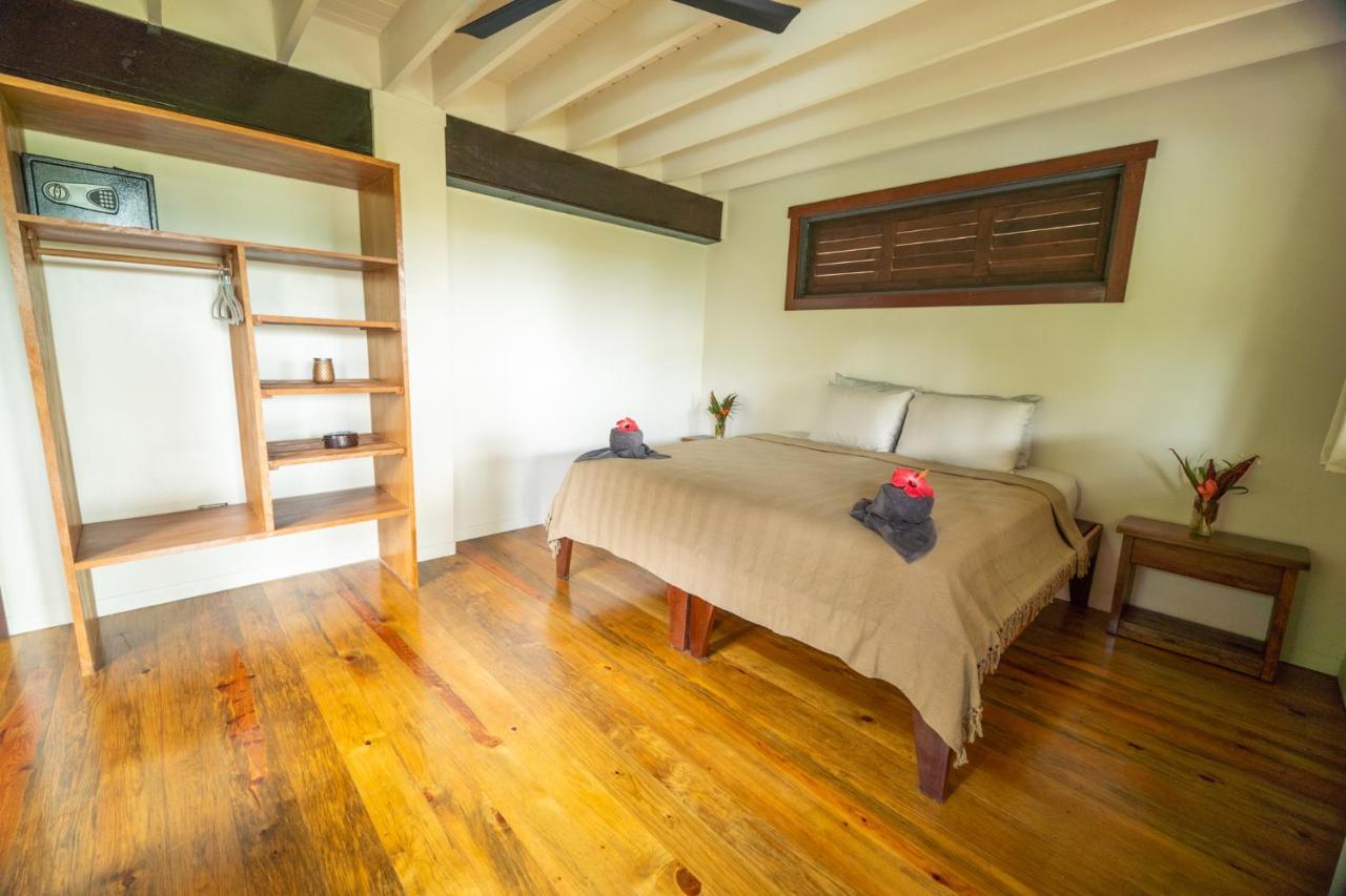 Roam Yoga & Wellness Lodge 博卡斯德尔托罗 外观 照片