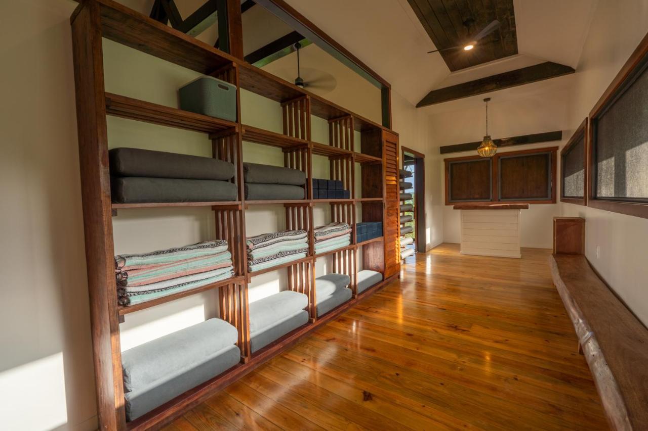 Roam Yoga & Wellness Lodge 博卡斯德尔托罗 外观 照片