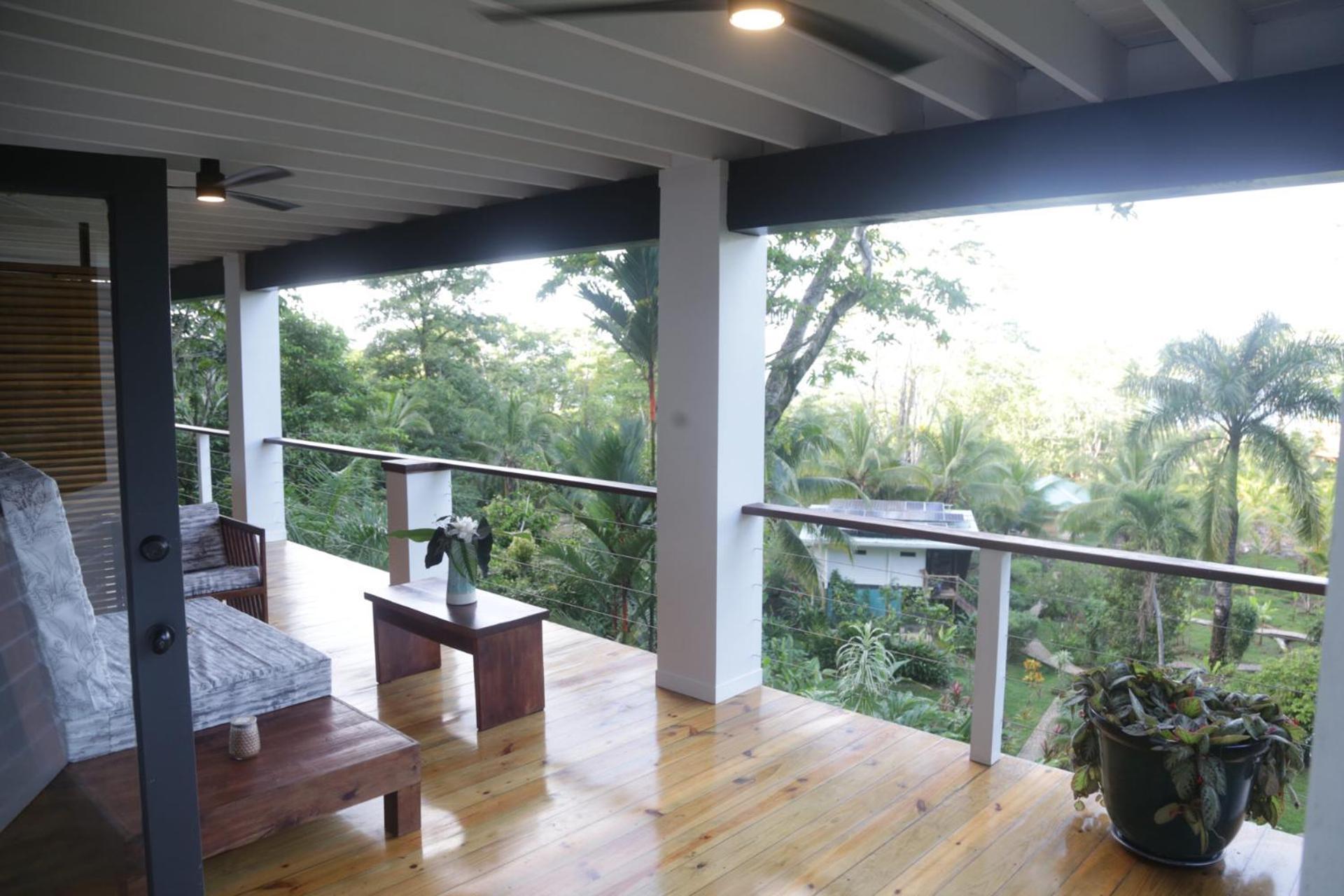 Roam Yoga & Wellness Lodge 博卡斯德尔托罗 外观 照片