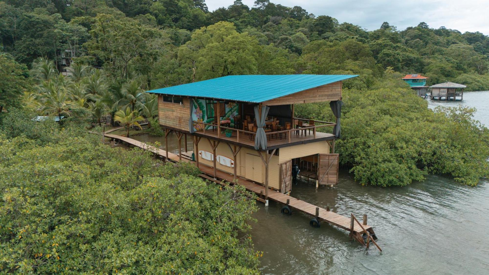 Roam Yoga & Wellness Lodge 博卡斯德尔托罗 外观 照片